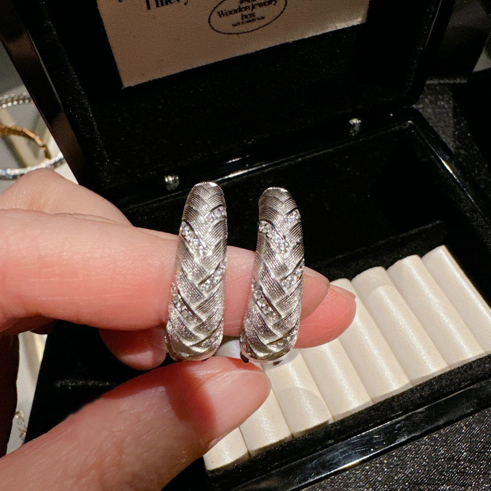 Vintage Plated Curved Brushed Zircon Ring Earring