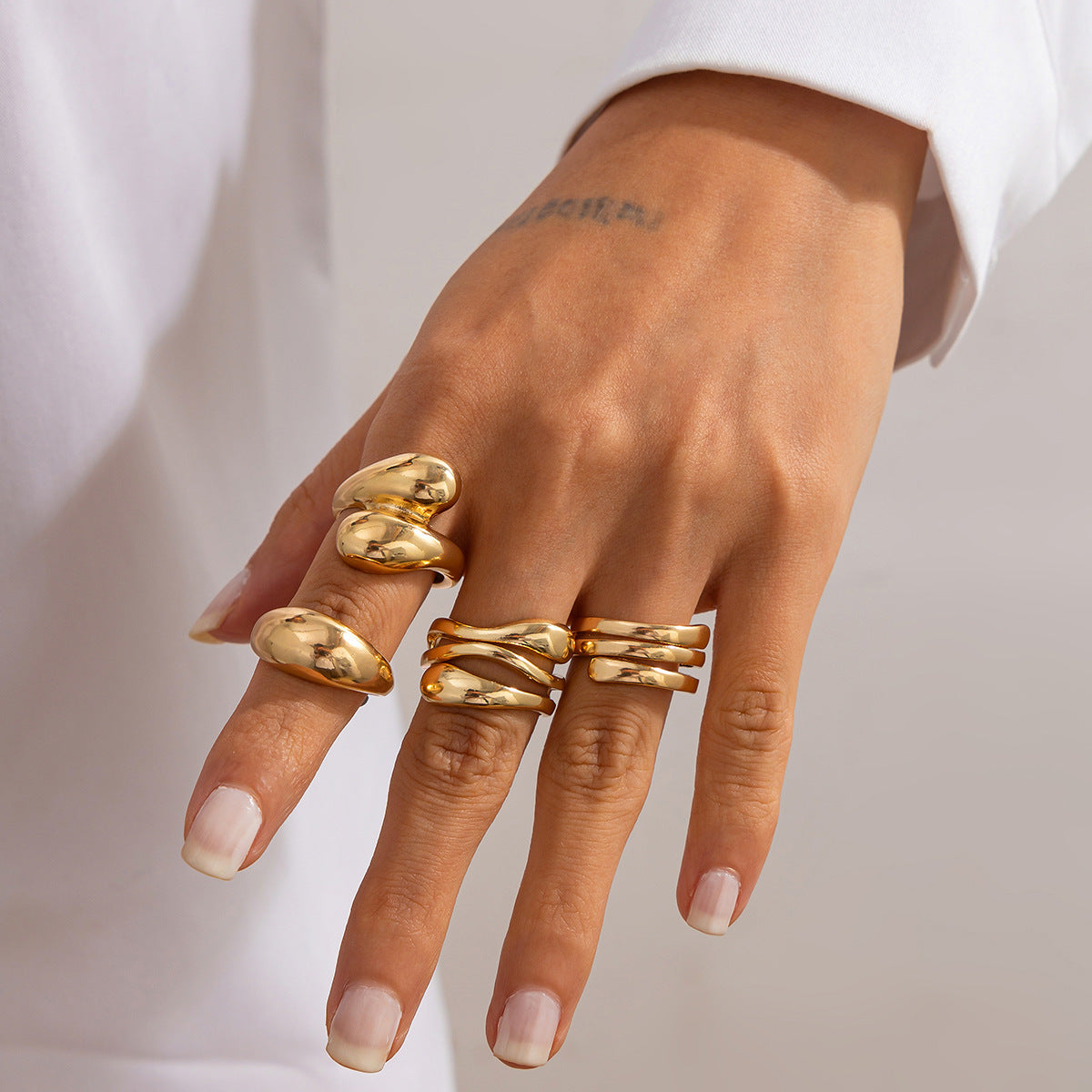 Fashionable and Simple Ring Set