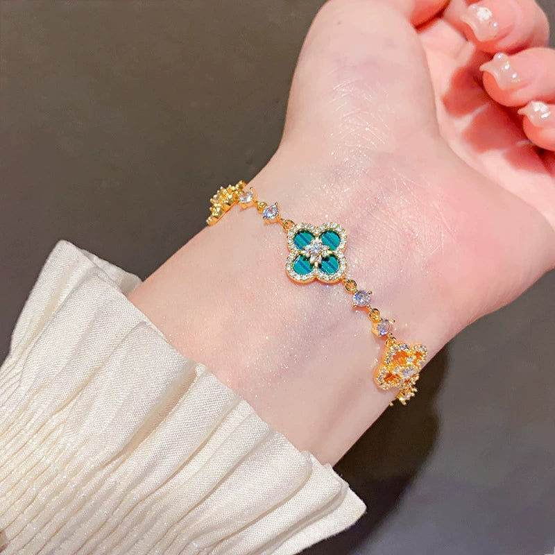 Zircon Rhombus Flower Adjustable Bracelet Light Luxury High-end Feel