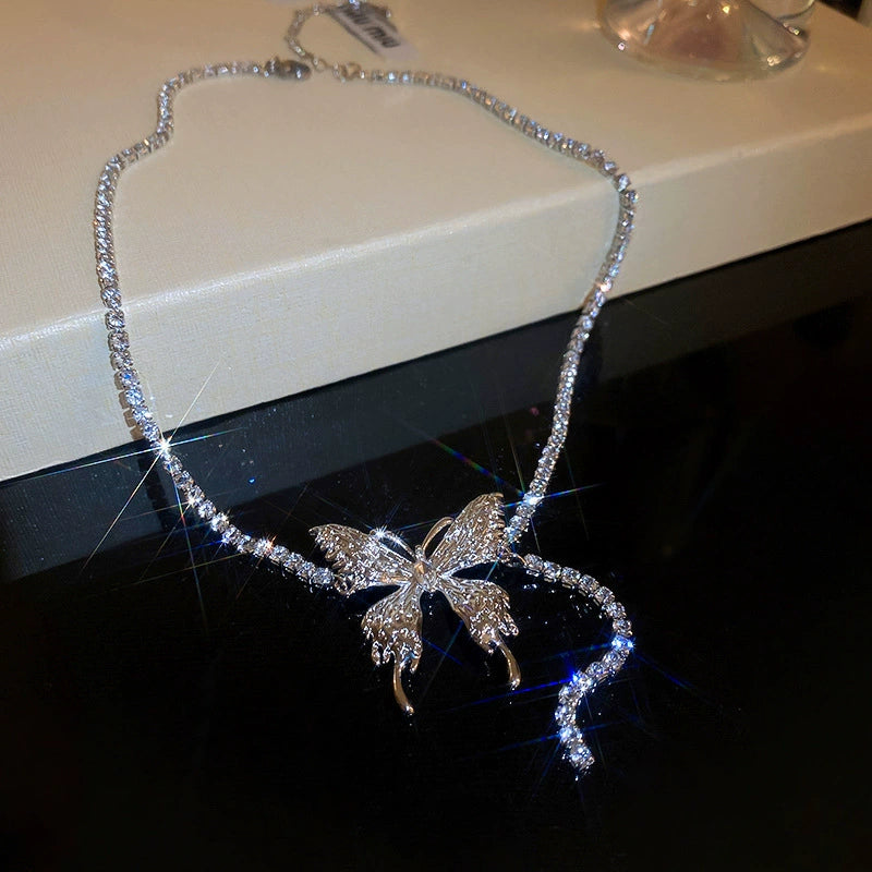 Inlaid Diamond Bowknot Pearl Necklace Collarbone Chain
